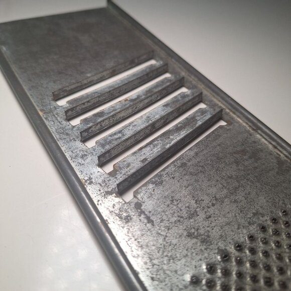 Flat Grater Shred Lot Three Bromco Esko Bluffton Slaw Cutter USA Metal Vintage - Picture 3 of 14